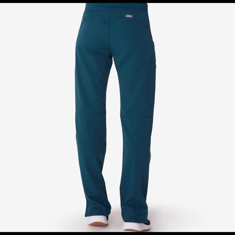 NWT Figs Kade